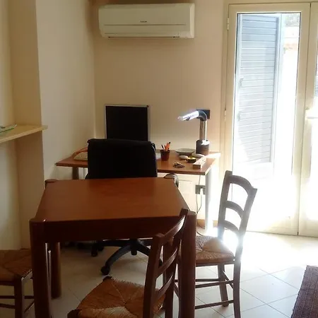 Bed & Breakfast Politeama 3*